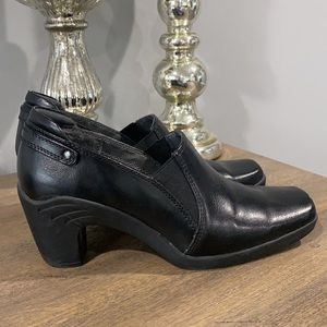 Aerosoles Black Leather Chunky Heel Loafers